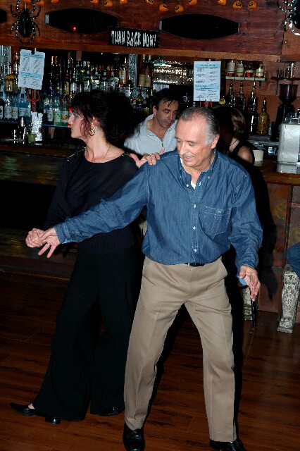 min 2005 11 06 sharkys 079